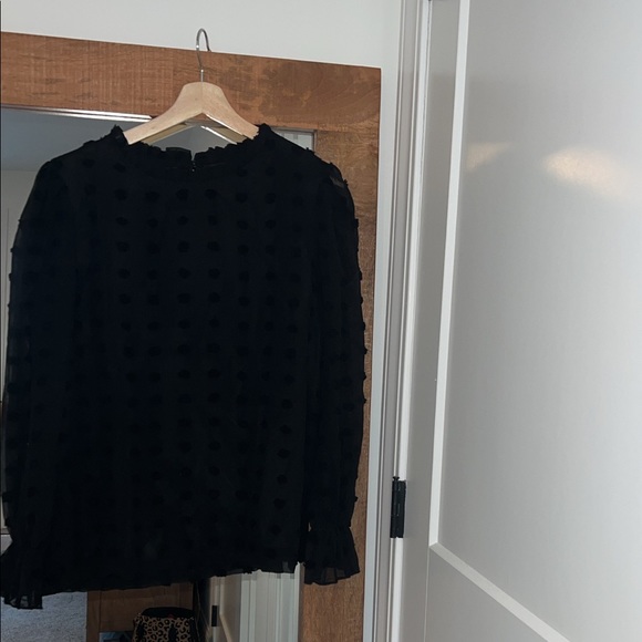 Black top - Picture 3 of 3